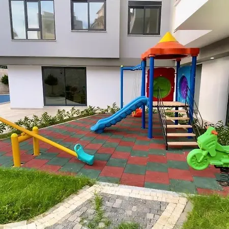 Новая Двухкомнатная Квартира В Центре Аланьи Apartamento