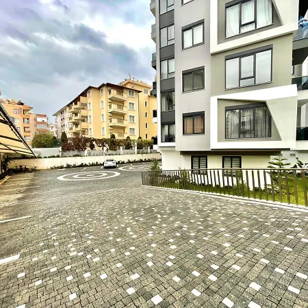 Новая Двухкомнатная Квартира В Центре Аланьи Apartamento